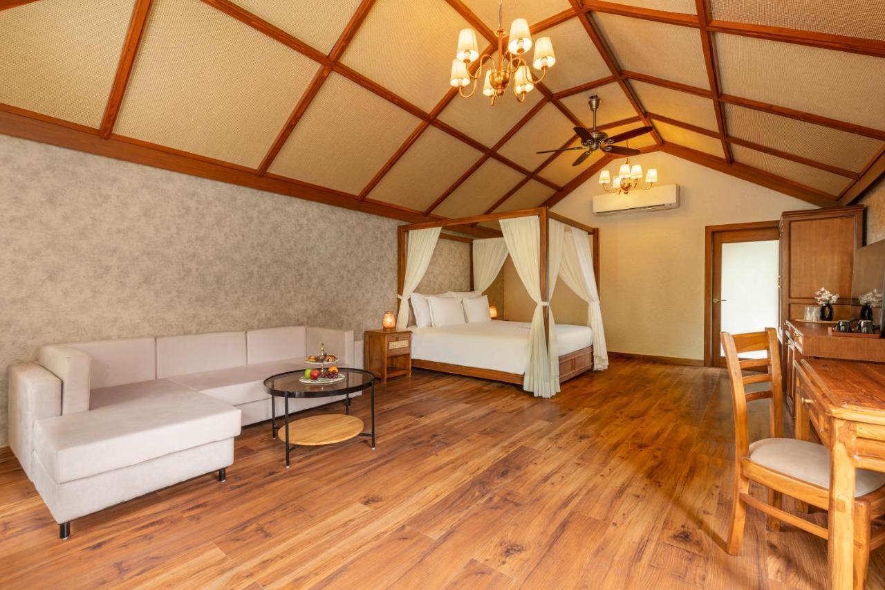 Zana Luxury Forest Resort, Ranthambore 萨瓦伊马多普尔 外观 照片