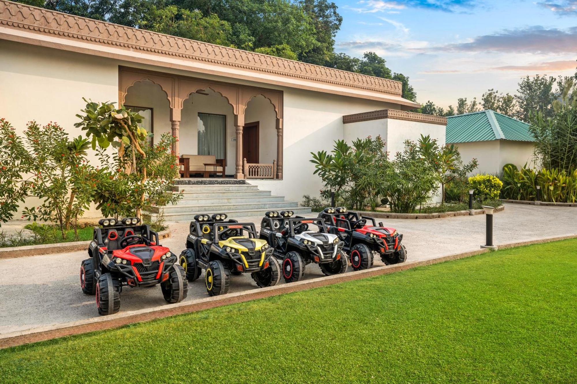 Zana Luxury Forest Resort, Ranthambore 萨瓦伊马多普尔 外观 照片